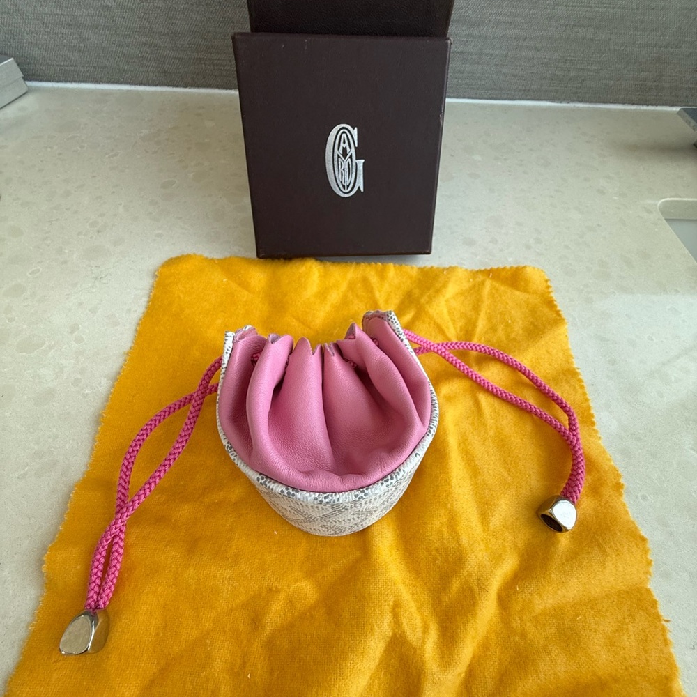 GOYARD Pink & White Pouch, Gorgeous, never used in original box w/dust cloth
